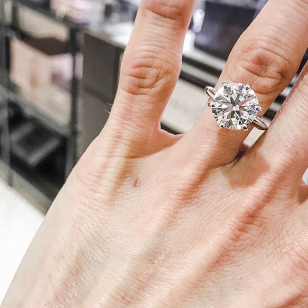 3.67Ct Round Cut Lab Diamond Silver Solitaire Ring - Picture 3 of 17